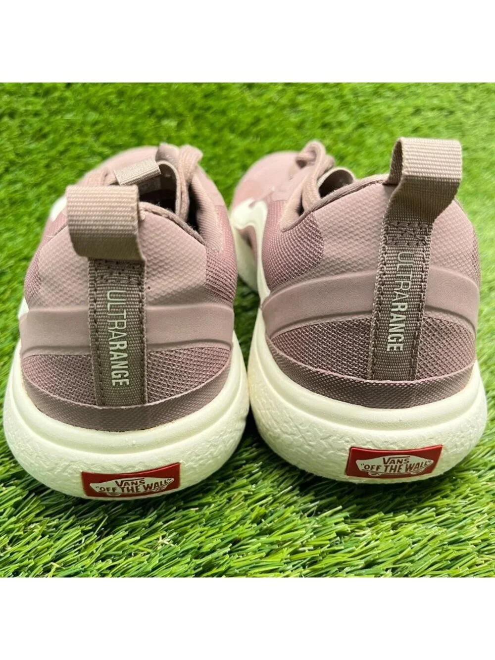 Vans UltraRange EXO Mauve Mist Mens Size 9.5 Womens 11 Athletic Shoes Sneakers